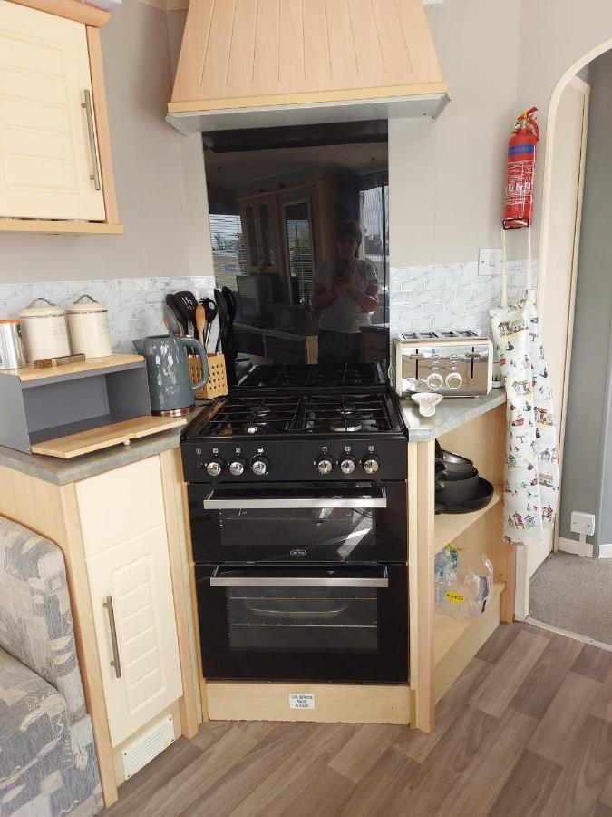 Holiday Caravan Clacton-on-Sea Exterior foto